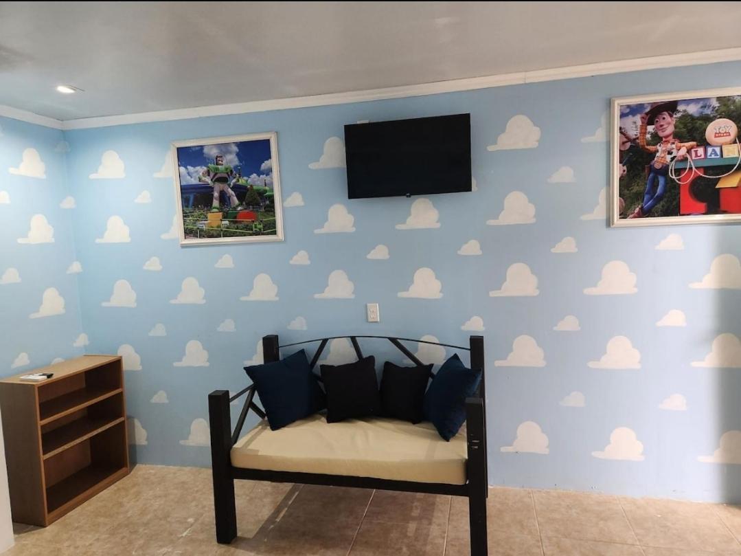 Wally World Inn 코마야과 외부 사진
