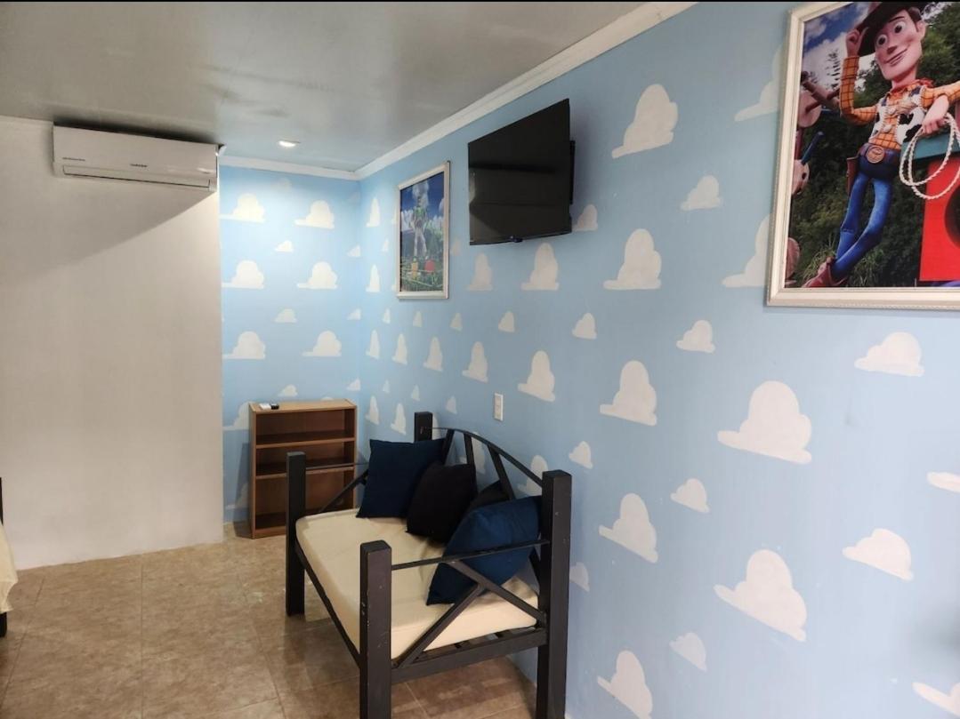Wally World Inn 코마야과 외부 사진